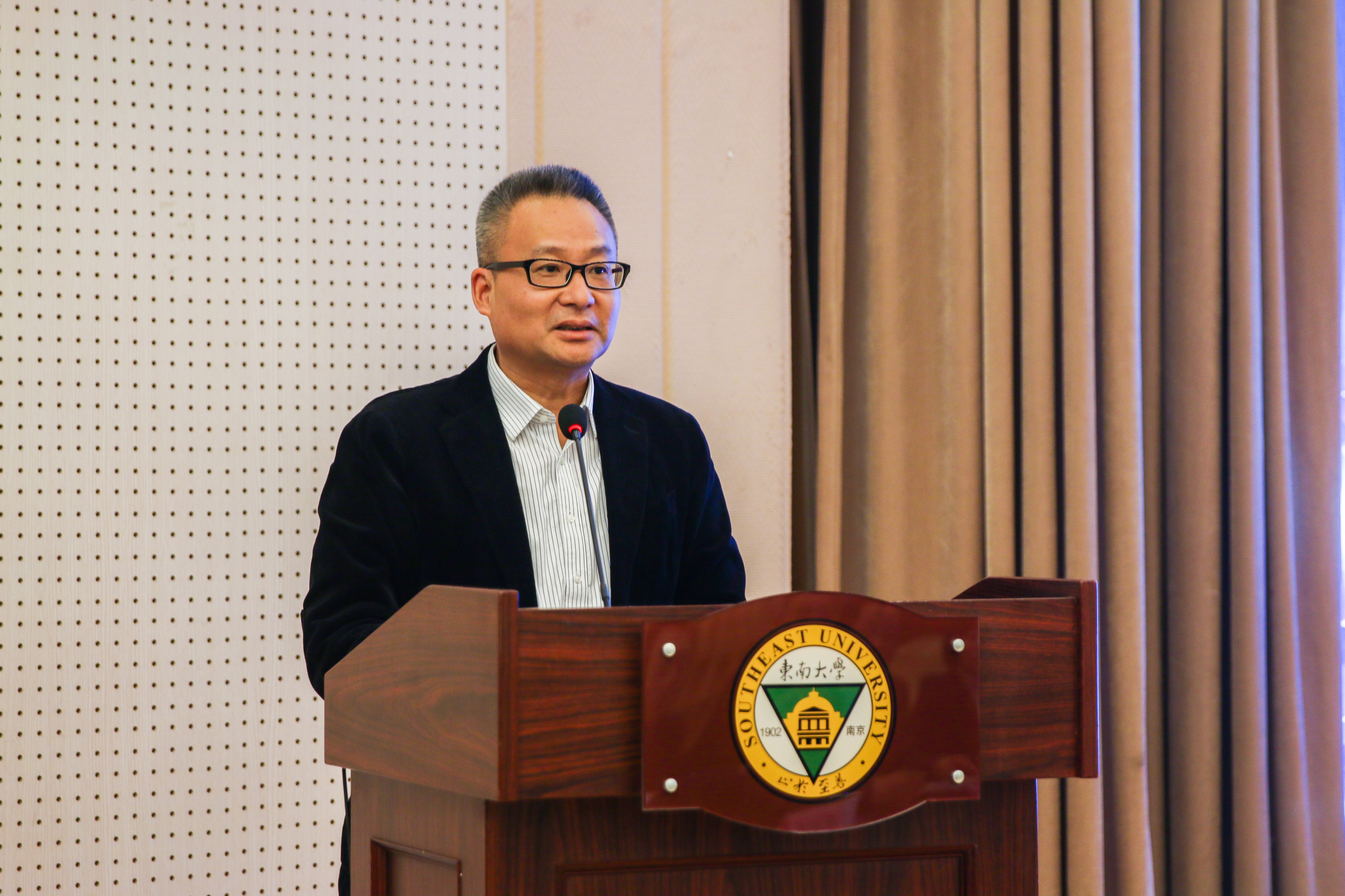 AGÆì½¢Ìü (Öйú´ó½) Apple Store