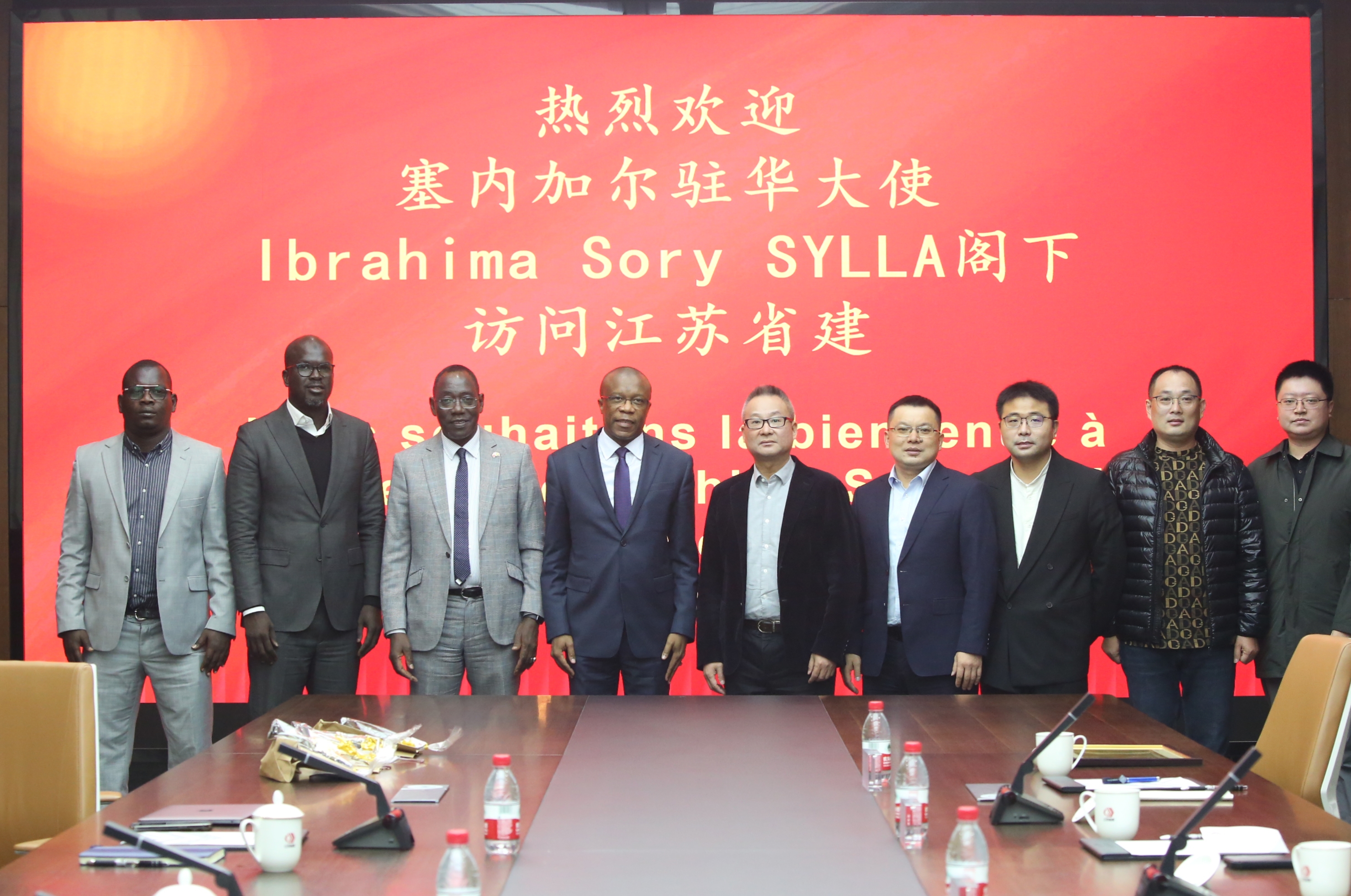 AG旗舰厅 (中国大陆) Apple Store