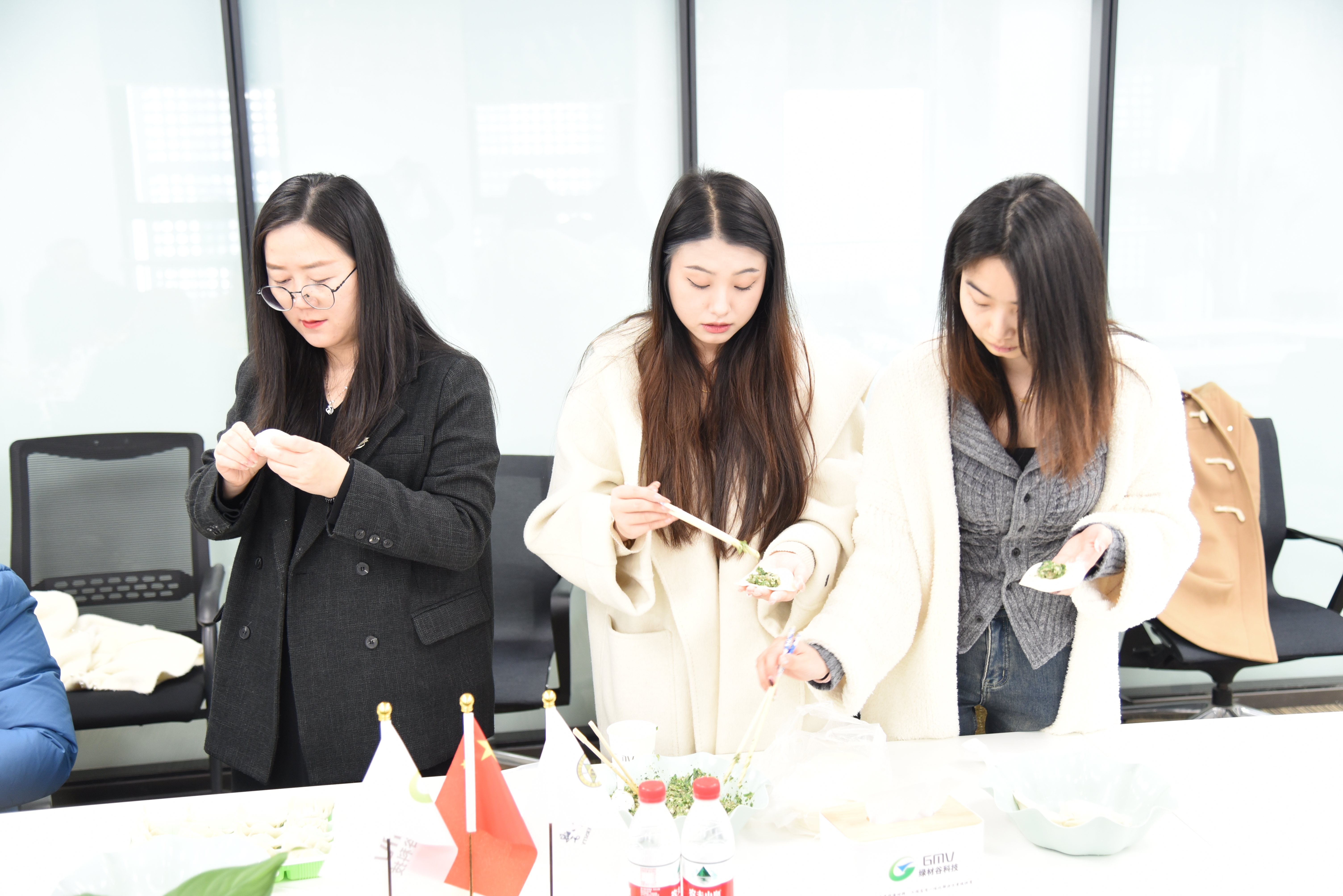 AG�콢�� (�й���½) Apple Store