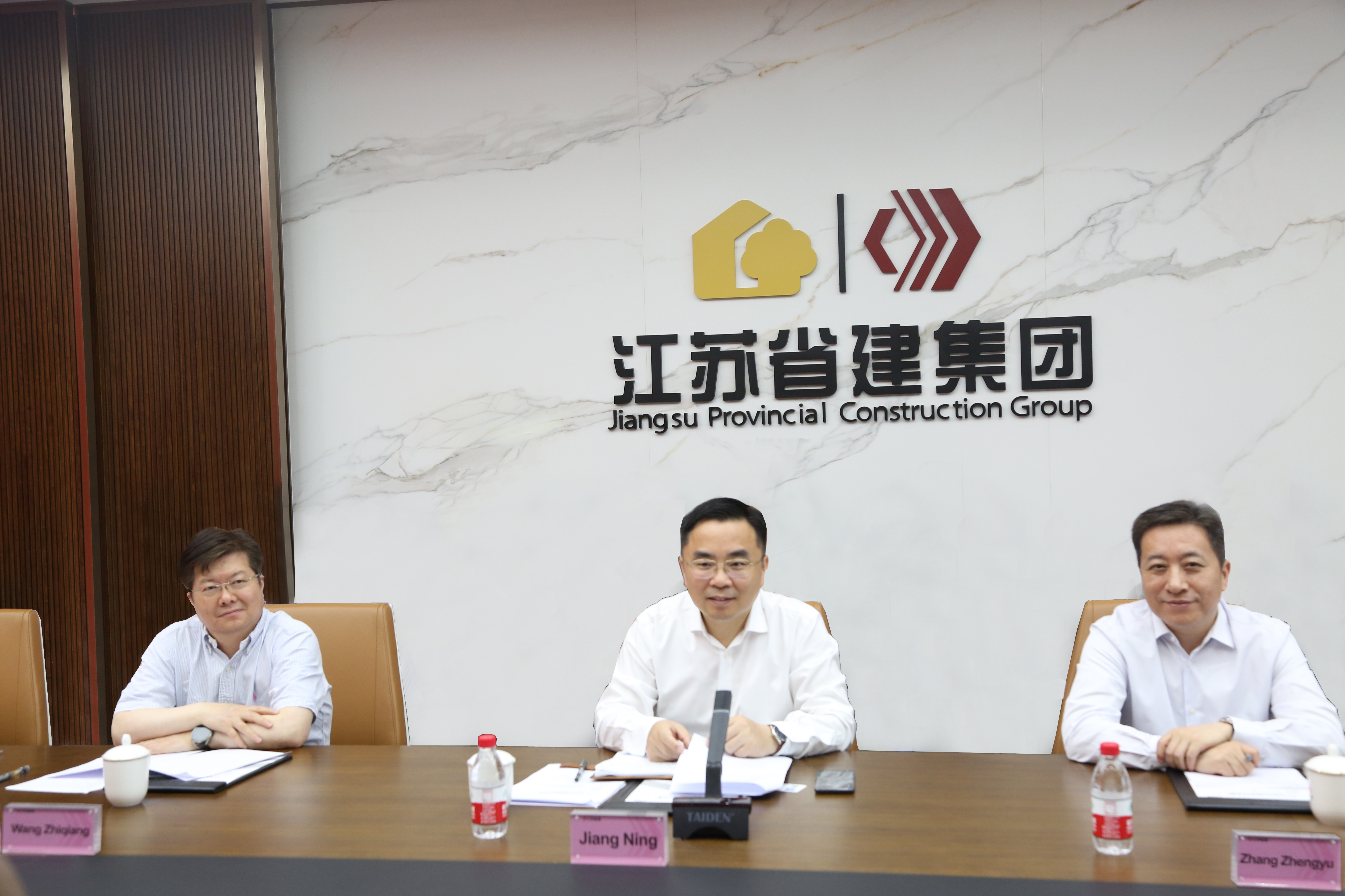 AG�콢�� (�й���½) Apple Store