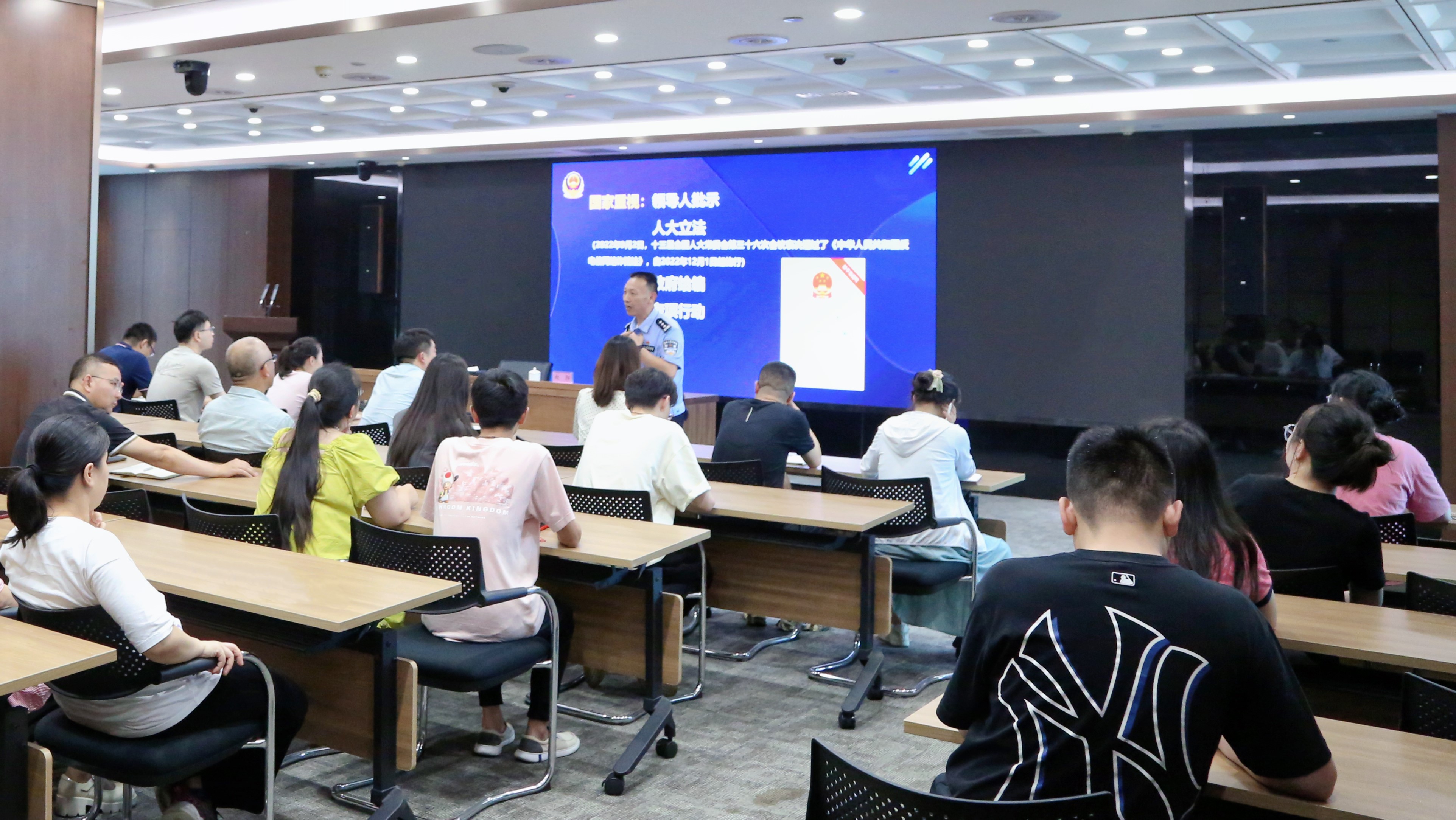 AG�콢�� (�й���½) Apple Store